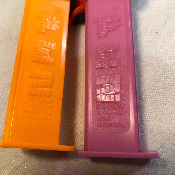 Lot of 7 Vintage Pez Dispensers Goofy, bunny, Mickey, Yoshi, Disney - Picture 11 of 13